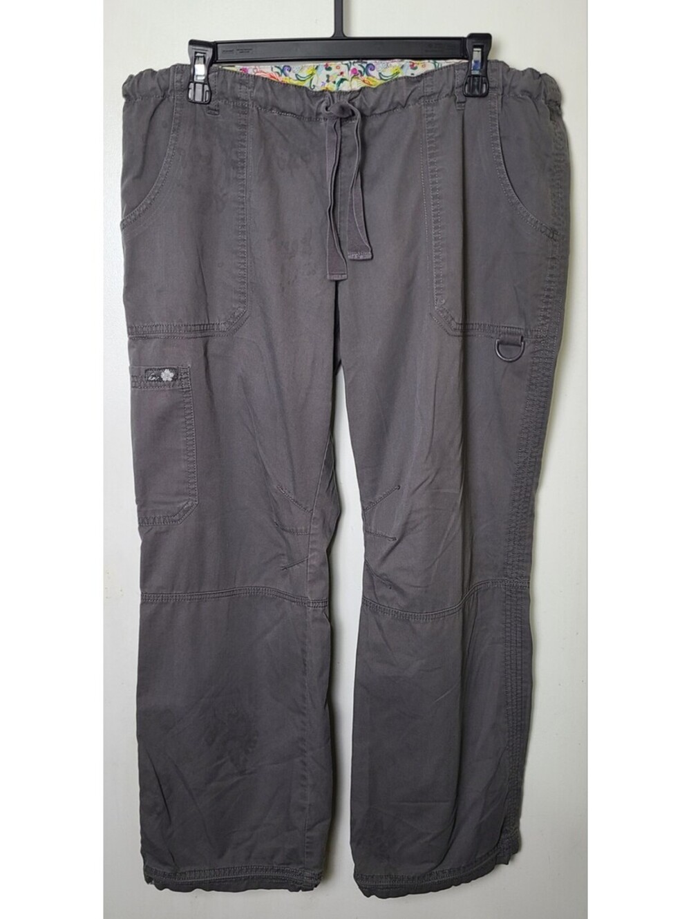 Koi Scrubs Lindsey Pants Womens Sz Large Gray Cargo Pockets Floral Interior EUC